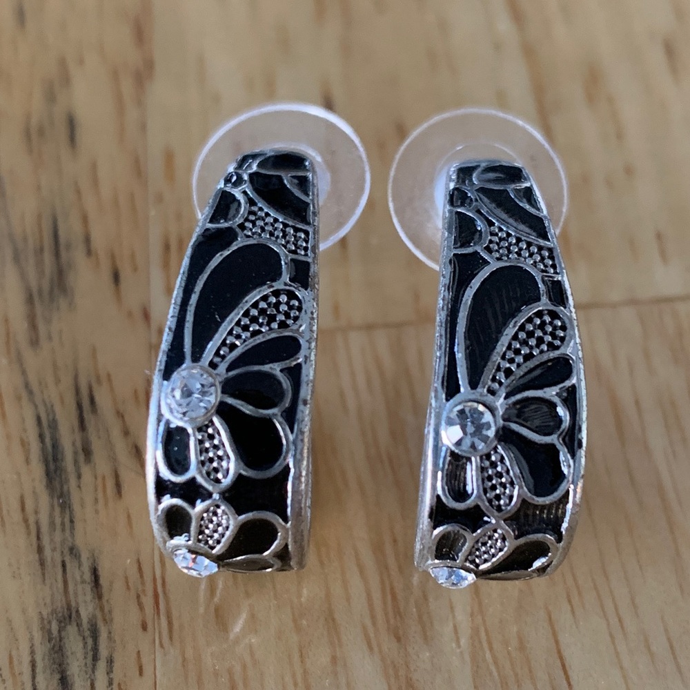 Beautiful Floral Earrings